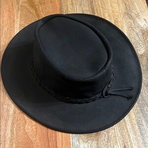 Minnetonka Black Wide Brim Hat, The Fold Up Hat